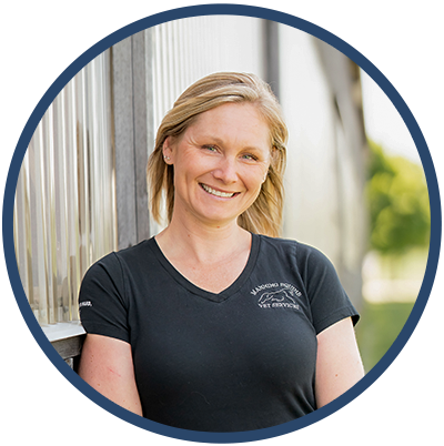 Emily Zaichuk Emily Zaichuk - Manning Equine Vet Services