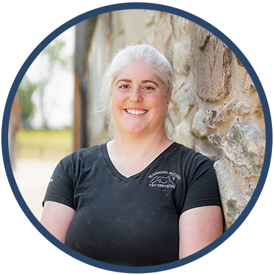 Stephanie Chalaturnyk  Stephanie Chalaturnyk  - Manning Equine Vet Services